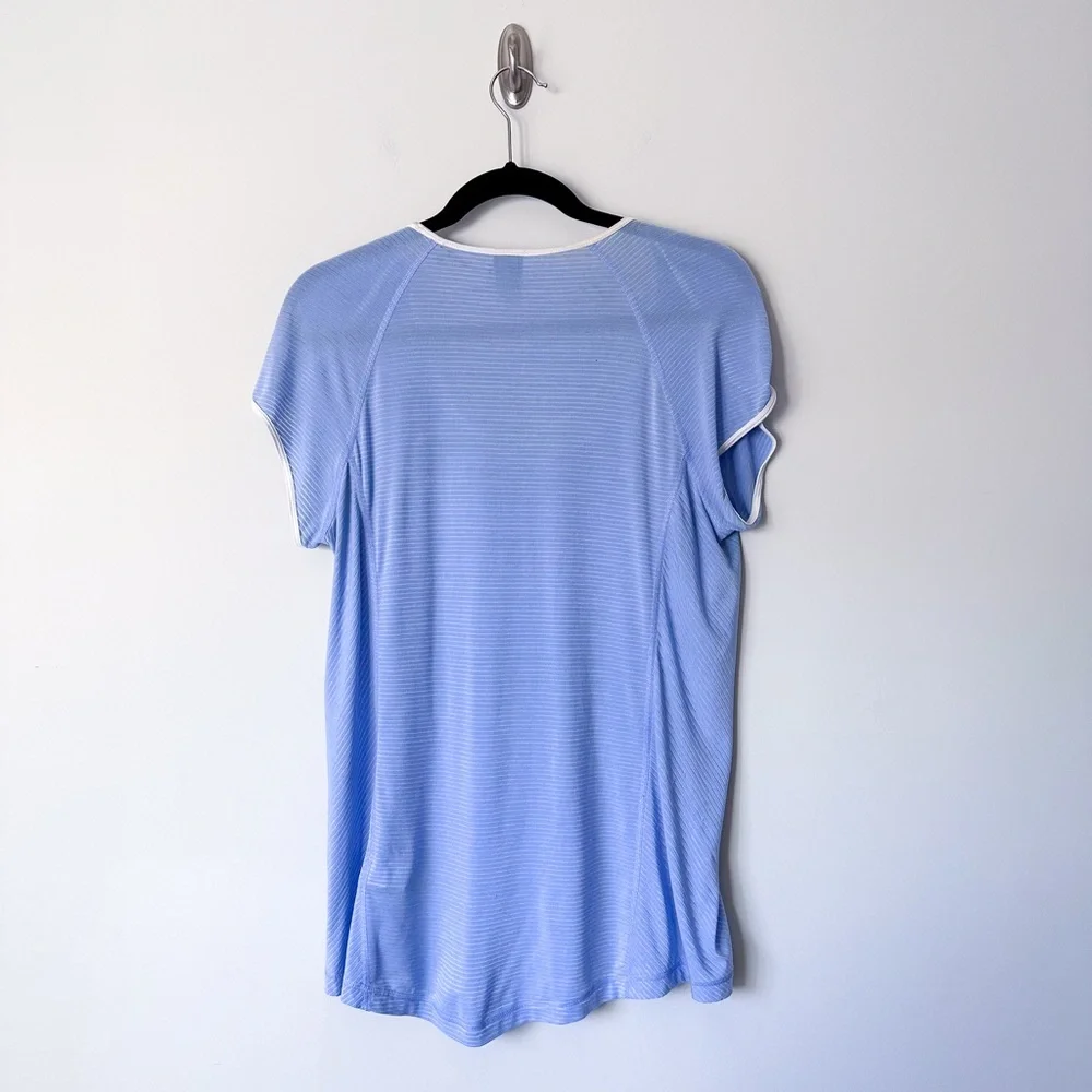 The North Face Thin Blue T-Shirt - Picture 6 of 6